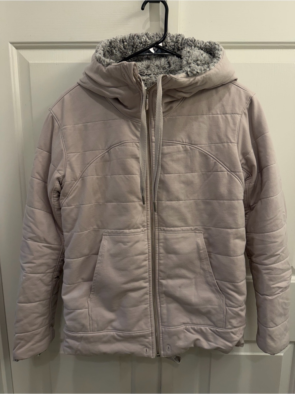 Lululemon reversible warm fuzzy jacket size 2 light mauve pink with warm plush